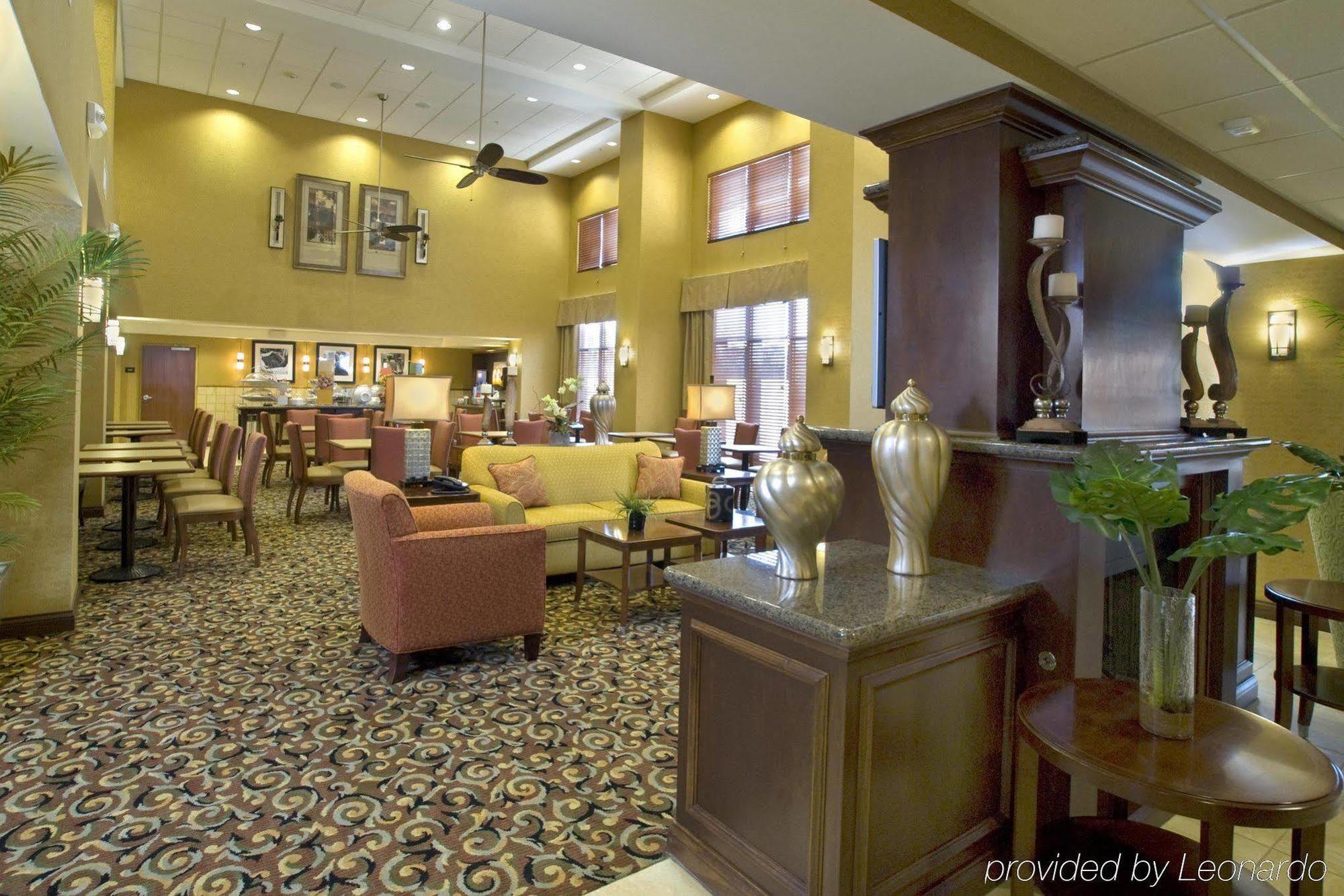 Hampton Inn & Suites Наварра Екстер'єр фото